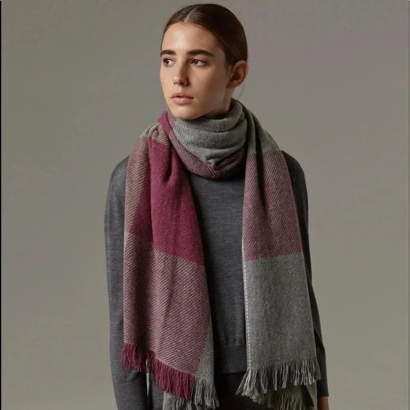 New Multicolor Chelsey Scarf  100% Viscose - Picture 1 of 14